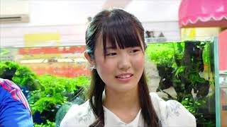 Japanese high school girl plays game for loners