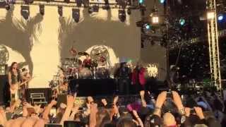 Alice Cooper - School's Out feat. Mike Monroe, live @ Tuska 2015