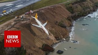 Plane skids off runway at Trabzon Airport in Turkey - BBC News