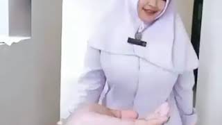 Cewek bahenol
