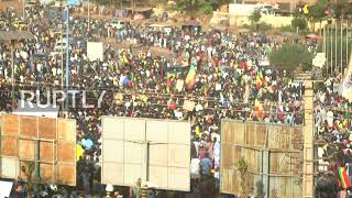 Mali: Protesters flood streets in support of military's ousting of French ambassador