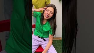 MIS HERMANITAS ENCUENTRAN A KIMBERLY LOAIZA POR SUS OJOS !!