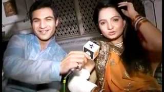 SBS Ahem washes Gopi's Hair