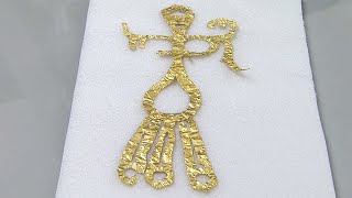 Bird-shaped gold foil discovered at Sanxingdui