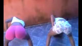 Quadradinho Tipo Borboleta Thayna e Mayara (8'