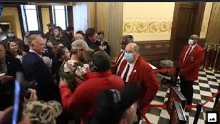 «Я НЕ СДАМСЯ» ОБРАЩЕНИЕ МЭРА ЧЕРКАСС к Украинцам