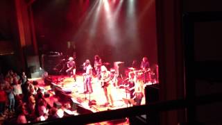 The Black Crowes - Ryman Auditorium, Nashville, TN. 4-21-13 - Soul Singing