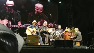 Rocking in the free world - Eddie Vedder - Ohana Fest 2019