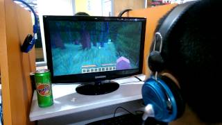 Play game Minecraft at internet cafe