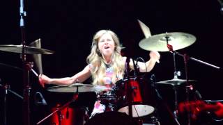 Юлия Савичева - Hard drums heartbeat (Барабаны Юлии Савичевой. Северодвинск. 21 мая 2013г.)