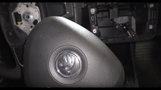 Как снять подушку безопасности в руле Skoda Octavia, Superb, Rapid, Kodiaq, Fabia 2 нового образца
