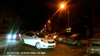 Выезд с Парковки. Угадайте кто за рулем