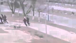 police kills people in Zhanaozen/убийства людей в Жанаозене