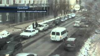 В Оренбурге школьница чудом выжила под колесами внедорожника