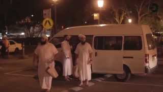 Muslims Feeding The Needy (Amazing Video)