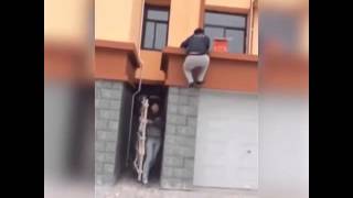 ржач прикол над другом смотреть)))