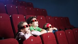 Кинотеатры и фильмы на русском в Израиле, где посмотреть и сколько это стоит.