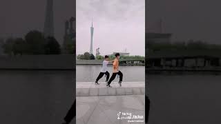 michael jackson Moonwalk Dansı & Japon işi
