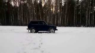 Нива по снегу на Forvard Safari 540.