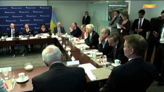 Яценюк в США рассказал, зачем Украине летальная оружие