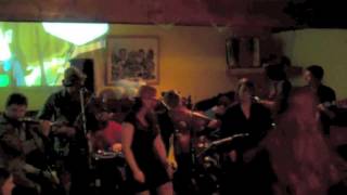 Pervish ' Ta na Baid ' live