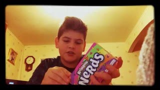British Boy Tries American Candy // SynthDD
