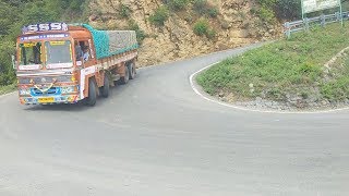 Heavy Load 12Wheel Lorry And TATA 18Wheel Truck Turning Hairpin Bend Dhimbam Hills Road