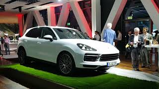 Новый Porsche Cayenne. Первое живое видео