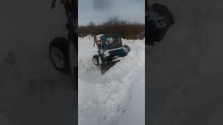 МтЗ 82 и МтЗ 892.2 чистим дорогу от снега