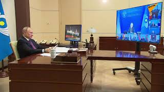 Владимир Путин принимает участие во встрече с главами стран СНГ
