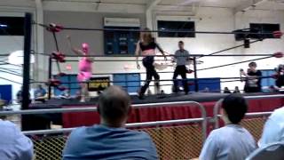 Nikki The New York Knockout vs. Lucky Pierre