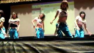 Deli Kiss cover kara dance at Korea Season Y & Fiction 2011