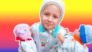 Маленькая девочка родила / Теперь у меня 5 детей / Как кормить грудью