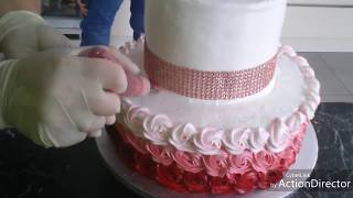 Оформляем детский тортик " Minni Maus " Torte