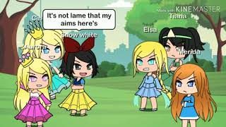 Snow white VS Elsa~Princess rap battle~Gacha life