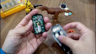 [DIY] 省100元,自己換鐵捲門遙控器電池, DIY Replace the battery of a remote control     20161216 [宅爸詹姆士]