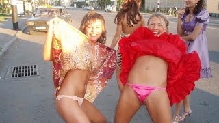 ГОЛЫЕ ВЫПУСКНИЦЫ: 10 САМЫХ ОТКРОВЕННЫХ ПЛАТЬЕВ НА ВЫПУСКНОЙ