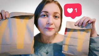 АСМР итинг МАКДОНАЛЬДС ? Ролл с креветками ? Бургер ? Морковка ? шепот ASMR McDONALD'S EATING SOUNDS