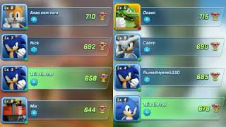 Modern sonic and tails vs classic sonic and amy (sonic forces speed battle )