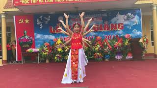 MÚA ĐẤT NƯỚC LỜI RU | NGUYỄN THIỆN NHÂN | A8K33 THPT MÊ LINH
