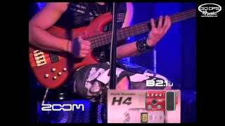 Zoom B2.1u Bass Guitar Effects Pedal Demo by J.D. DeServio