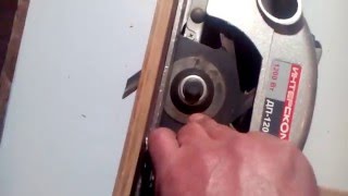 Шипорезка из ручной циркулярки (Chiorescu of hand saws)