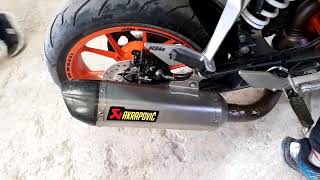 KTM DUKE 390 // AKRAPOVIC
