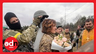 Love and War: Kyiv Fighters Tie the Knot as Russians Advance