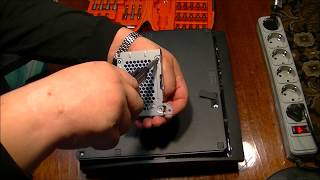 Замена жёсткого диска на Sony PS3 Slim.