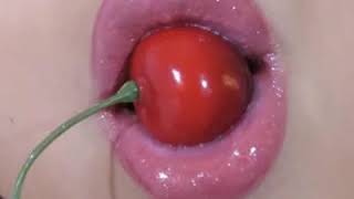 Noir Ninetyfour - Lips