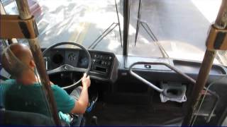 Onibus Rodoviario Mercedes-Benz O-371R visão frontal