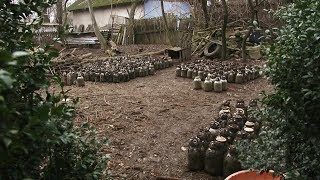 ОТКОПАЛИ НЕОБЫЧНЫЙ ТАЙНИК,СОСЕДИ И ПОДУМАТЬ НЕ МОГЛИ