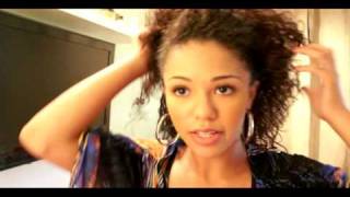 Curly Ponytail Tutorial