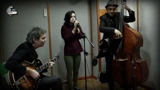 MOON RIVER ANDREA MOTIS, JOAN CHAMORRO , JOSEP TRAVER